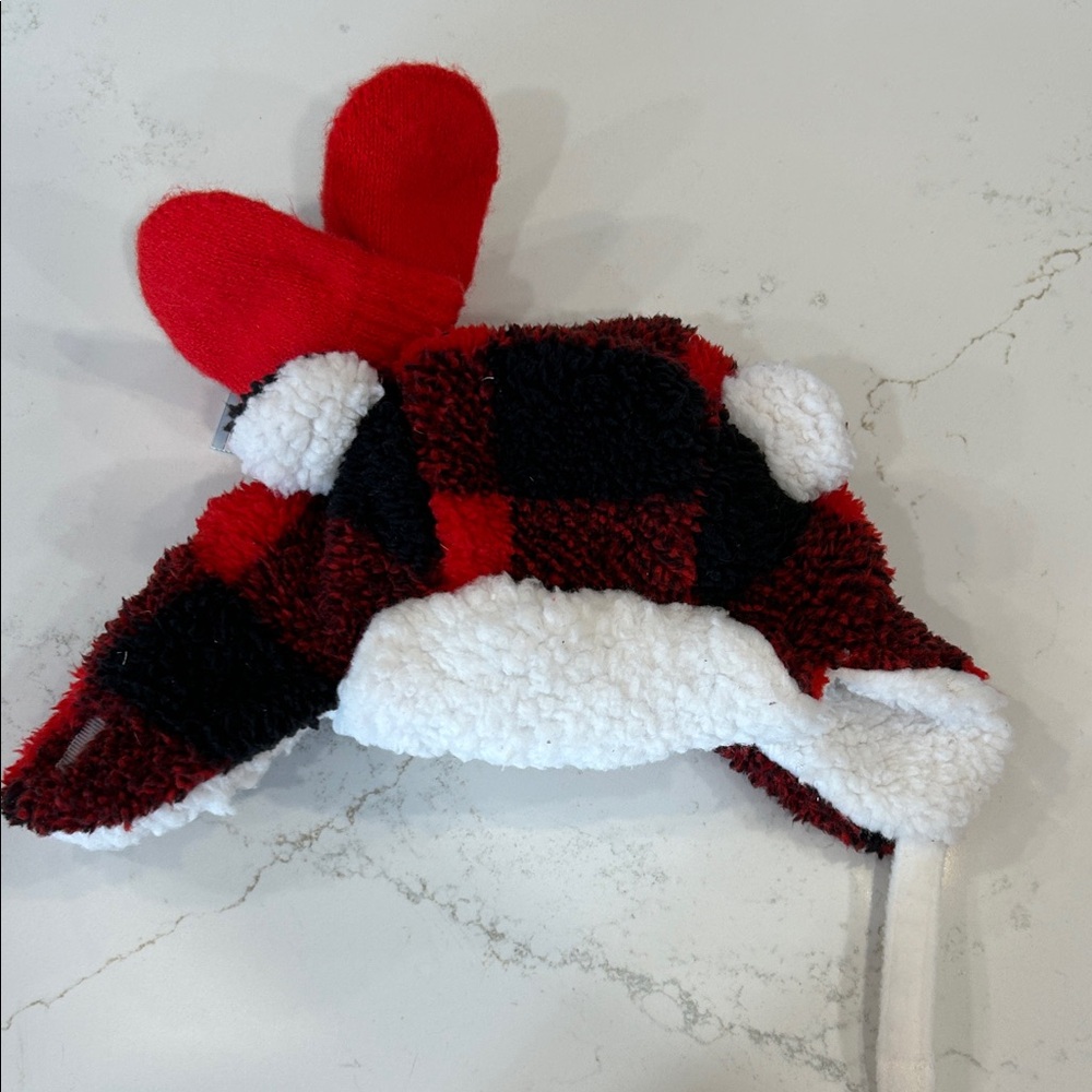 Cat & Jack Red and Black Fuzzy Hat with Mittens